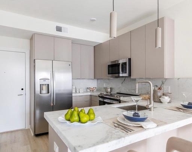 2709 Cecil B Moore Avenue - Photo Thumbnail 4