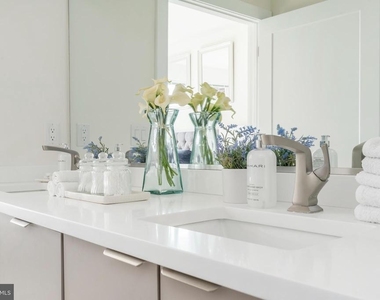 2709 Cecil B Moore Avenue - Photo Thumbnail 17