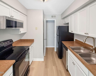 1275 Teakwood Place - Photo Thumbnail 5