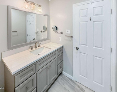 1275 Teakwood Place - Photo Thumbnail 14