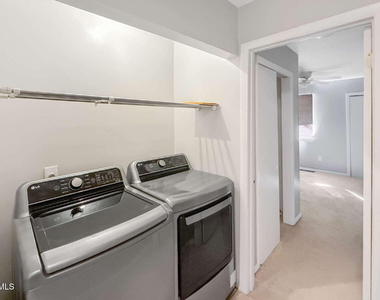 1275 Teakwood Place - Photo Thumbnail 15