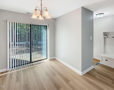1275 Teakwood Place - Photo Thumbnail 7