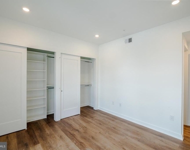 5904 Germantown Avenue - Photo Thumbnail 14