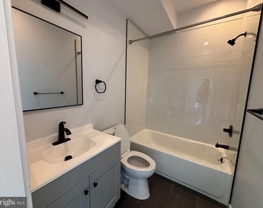 2301 Frankford Avenue - Photo Thumbnail 5