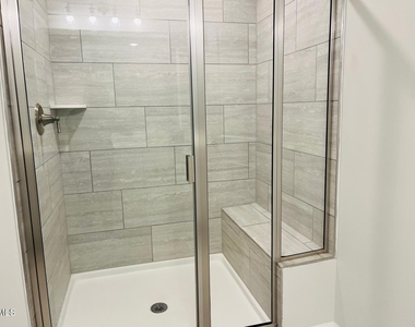 547 Glen Clova Drive - Photo Thumbnail 32