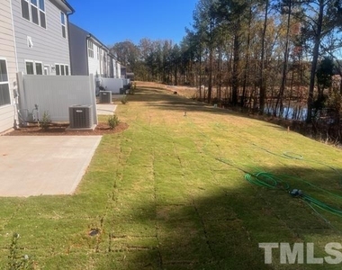 547 Glen Clova Drive - Photo Thumbnail 1