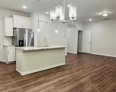 547 Glen Clova Drive - Photo Thumbnail 15
