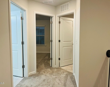 547 Glen Clova Drive - Photo Thumbnail 39