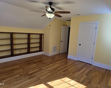 3653 Pleasants Ridge Drive - Photo Thumbnail 21