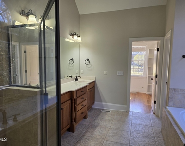 3653 Pleasants Ridge Drive - Photo Thumbnail 16