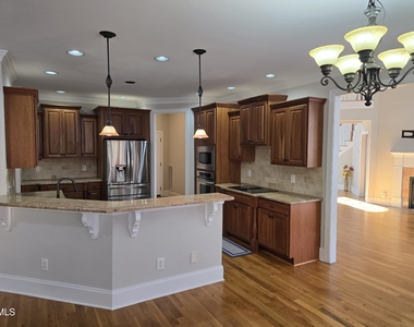 3653 Pleasants Ridge Drive - Photo Thumbnail 9