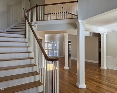 3653 Pleasants Ridge Drive - Photo Thumbnail 2