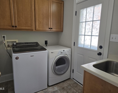 3653 Pleasants Ridge Drive - Photo Thumbnail 11