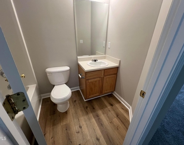 116 Baberton Drive - Photo Thumbnail 15
