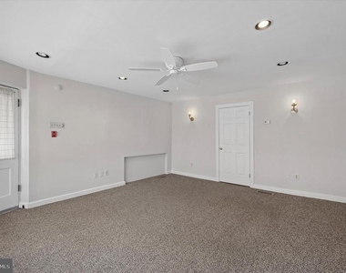 402 Fairmount Avenue - Photo Thumbnail 4
