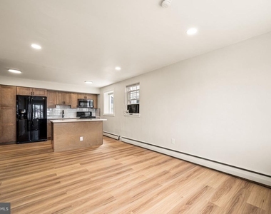 636 Arthur Street - Photo Thumbnail 6