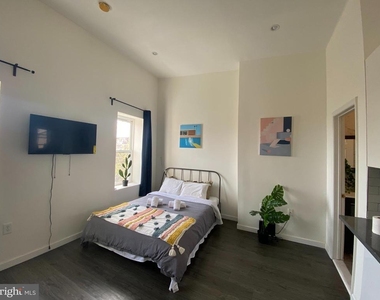 1725 Bainbridge Street - Photo Thumbnail 2