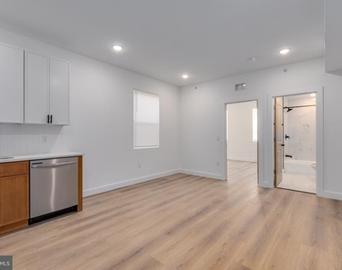 2322 N 5th Street - Photo Thumbnail 3