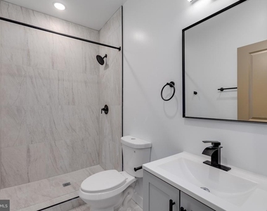 2322 N 5th Street - Photo Thumbnail 10
