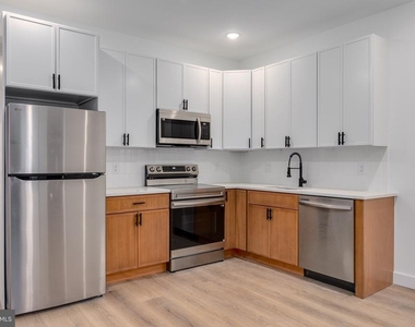 2322 N 5th Street - Photo Thumbnail 2