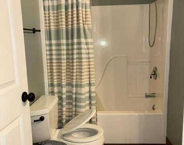 706 Horseshoe Drive - Photo Thumbnail 15