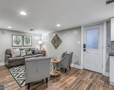 63 Academy Road - Photo Thumbnail 26