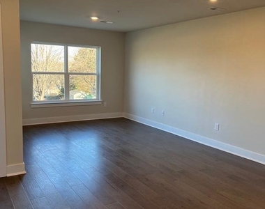 805 Pecan Road - Photo Thumbnail 42