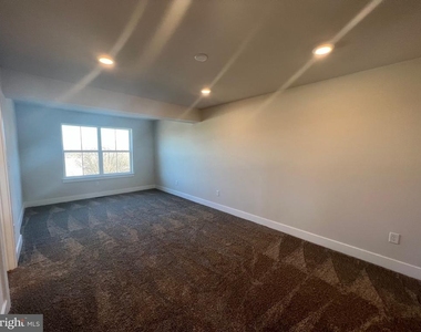 805 Pecan Road - Photo Thumbnail 23