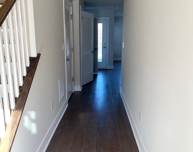 805 Pecan Road - Photo Thumbnail 43