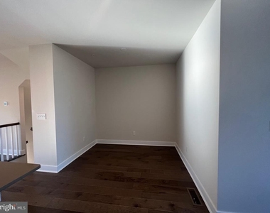 805 Pecan Road - Photo Thumbnail 35