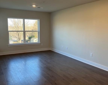 805 Pecan Road - Photo Thumbnail 41