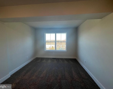 805 Pecan Road - Photo Thumbnail 21