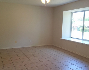 3607 Cornerstone St - Photo Thumbnail 7