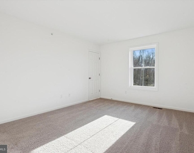 110 Silversmith Road - Photo Thumbnail 4