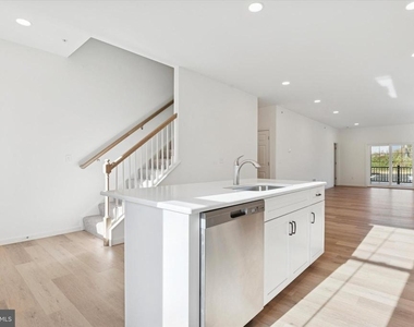 110 Silversmith Road - Photo Thumbnail 22