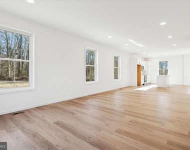 110 Silversmith Road - Photo Thumbnail 18