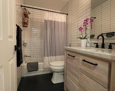 4509 Muskdeer Dr - Photo Thumbnail 5