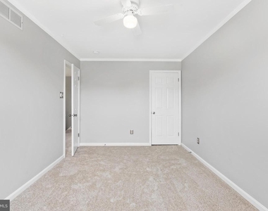 4650 Louise Saint Claire Drive - Photo Thumbnail 12