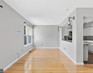 4650 Louise Saint Claire Drive - Photo Thumbnail 4