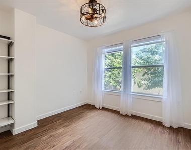 6021 Perlita Dr - Photo Thumbnail 11