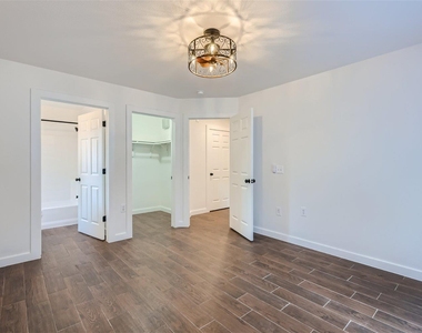6021 Perlita Dr - Photo Thumbnail 7