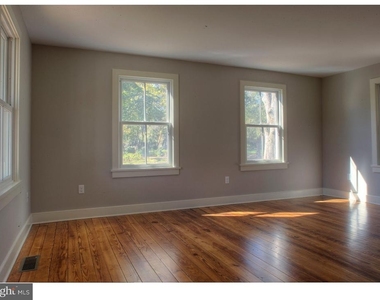 5253 Upper Mountain Road - Photo Thumbnail 11