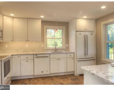5253 Upper Mountain Road - Photo Thumbnail 7