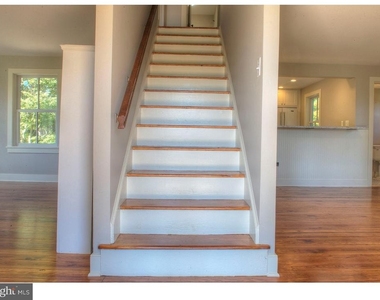5253 Upper Mountain Road - Photo Thumbnail 12