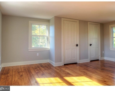 5253 Upper Mountain Road - Photo Thumbnail 13