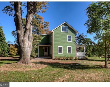 5253 Upper Mountain Road - Photo Thumbnail 5