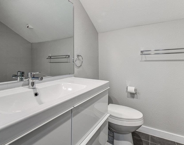 6607 Capriola Dr - Photo Thumbnail 18