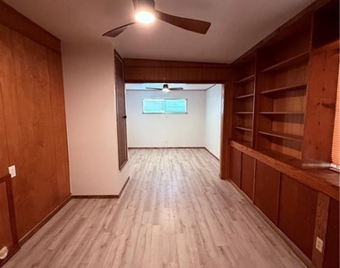 2218 Terrace Dr - Photo Thumbnail 14