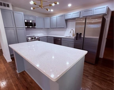 2218 Terrace Dr - Photo Thumbnail 23