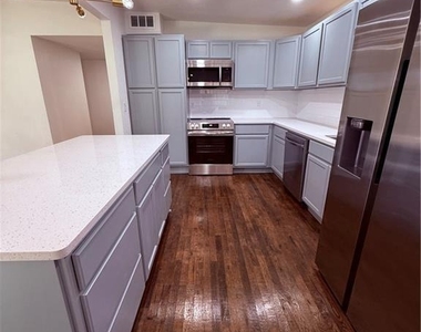 2218 Terrace Dr - Photo Thumbnail 21